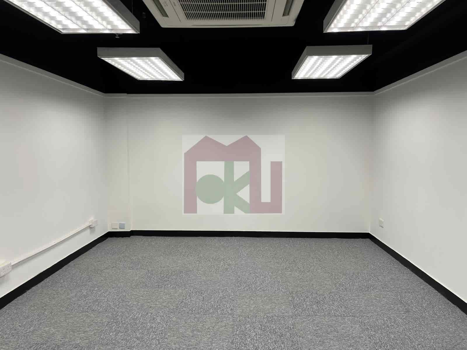 Kwun Tongの格安工商業ビル・レンタルスタジオ賃貸 - Liven House 478sq.ft. (物件番号:99510) | Moku Property